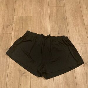 Pajamagram Shorts Size 1X